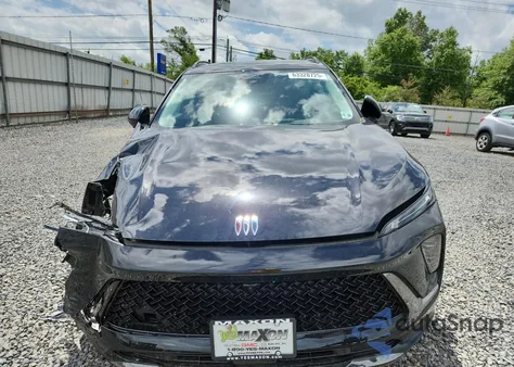 2025 Buick Envision Sport Touring z USA, uszkodzony, nr VIN LRBFZLE45SD007050